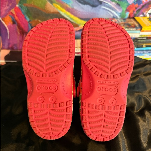 CROCS Floral Clogs - Picture 4 of 4